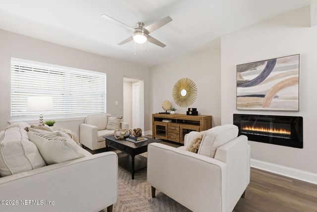 10184 HERNDON Road, Jacksonville, FL 32246