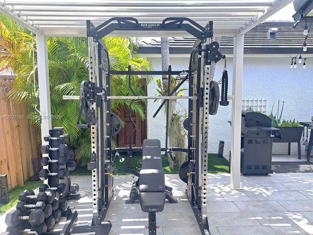 8020 SW 158th Ave, Miami, FL 33193