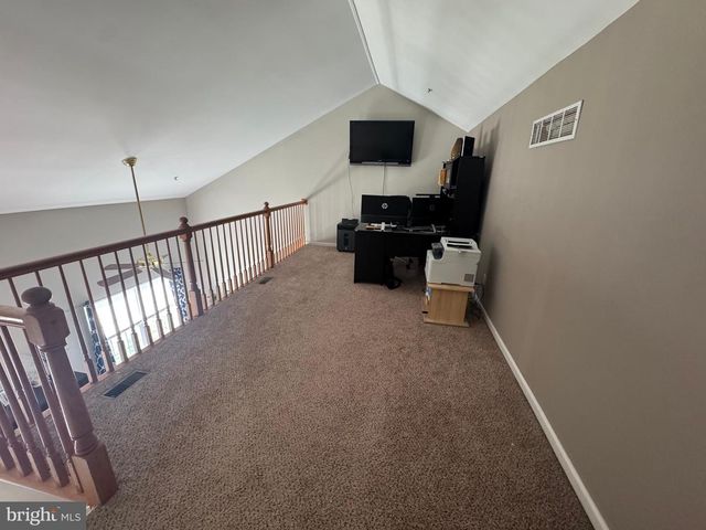 1003 WOODVIEW CT, Warrington, PA 18976