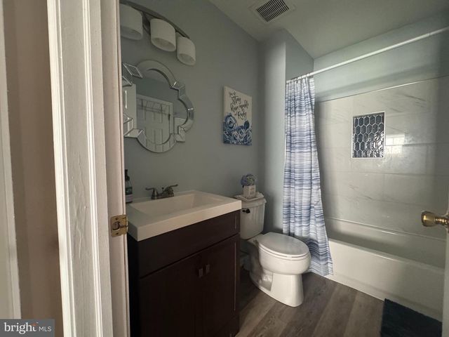 1003 WOODVIEW CT, Warrington, PA 18976