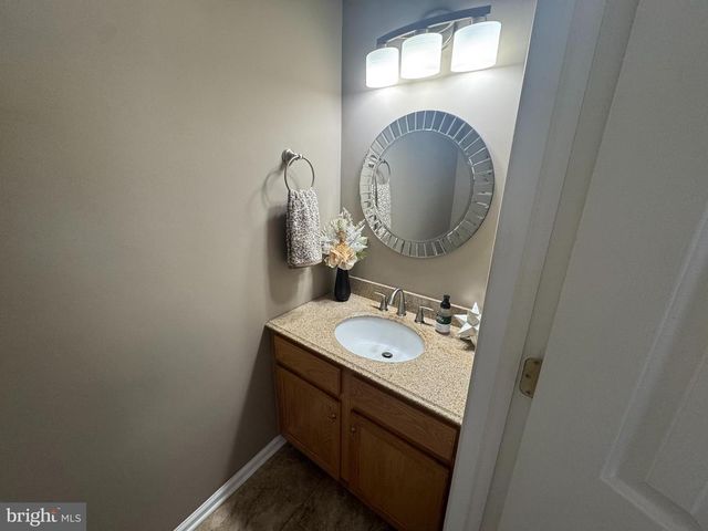 1003 WOODVIEW CT, Warrington, PA 18976