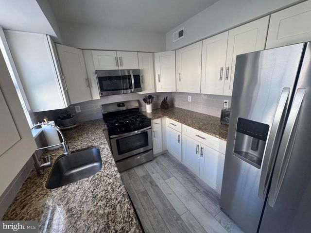 1003 WOODVIEW CT, Warrington, PA 18976