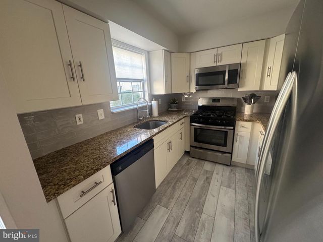 1003 WOODVIEW CT, Warrington, PA 18976