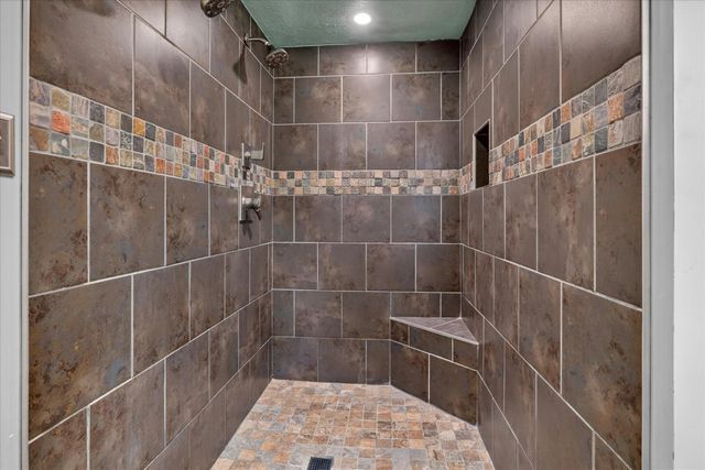 26414 Redfield Street, Edwardsburg, MI 49112