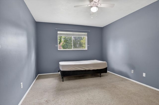 26414 Redfield Street, Edwardsburg, MI 49112