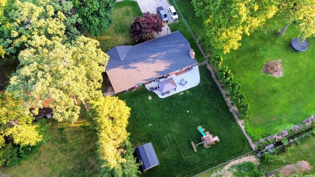 26414 Redfield Street, Edwardsburg, MI 49112