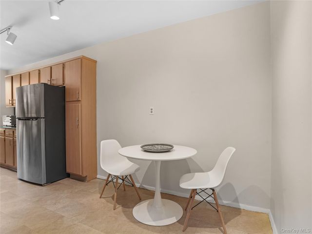 10 Franklin Avenue 2G, White Plains, NY 10601