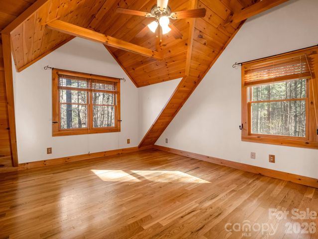 907 Hidden Lake Parkway, Nebo, NC 28761