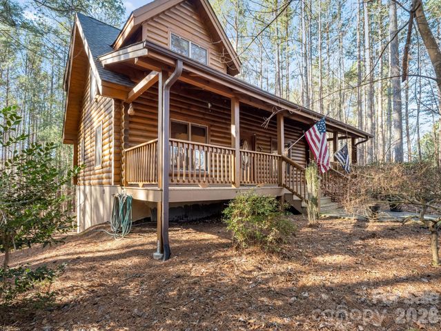 907 Hidden Lake Parkway, Nebo, NC 28761