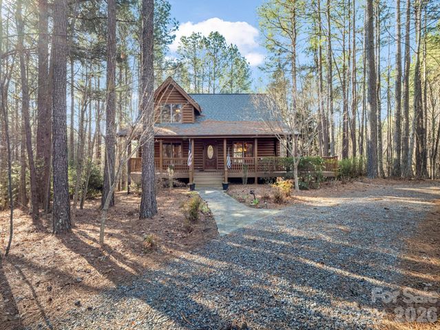 907 Hidden Lake Parkway, Nebo, NC 28761