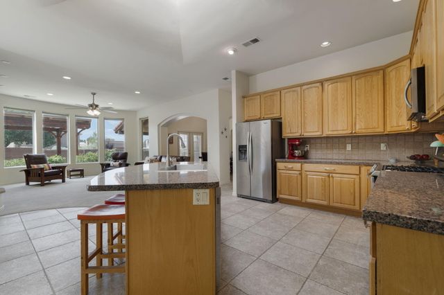 11104 Jordan Avenue NE, Albuquerque, NM 87122