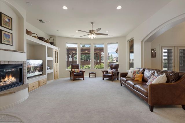 11104 Jordan Avenue NE, Albuquerque, NM 87122