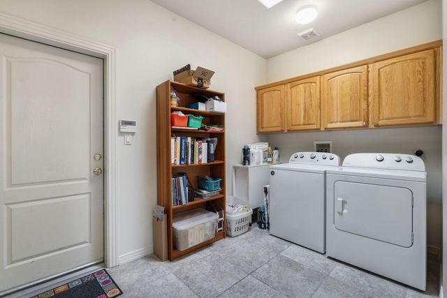 11104 Jordan Avenue NE, Albuquerque, NM 87122