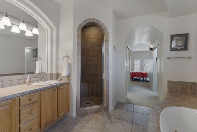 11104 Jordan Avenue NE, Albuquerque, NM 87122