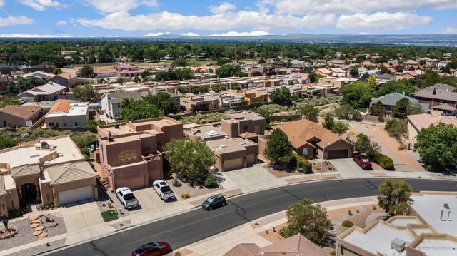 11104 Jordan Avenue NE, Albuquerque, NM 87122