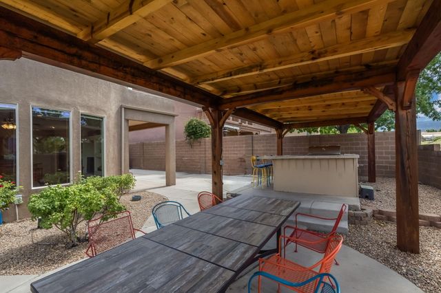 11104 Jordan Avenue NE, Albuquerque, NM 87122