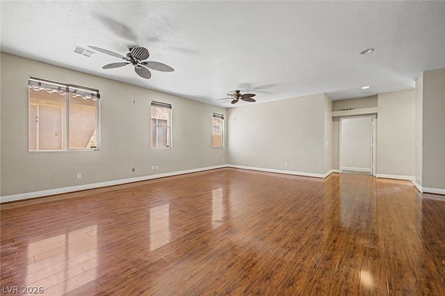 9194 Drifting Bay Street, Las Vegas, NV 89123