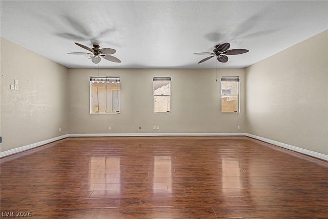 9194 Drifting Bay Street, Las Vegas, NV 89123