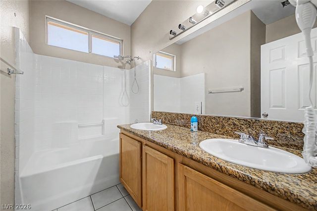 9194 Drifting Bay Street, Las Vegas, NV 89123