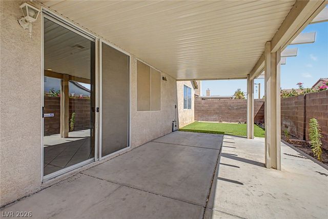 9194 Drifting Bay Street, Las Vegas, NV 89123