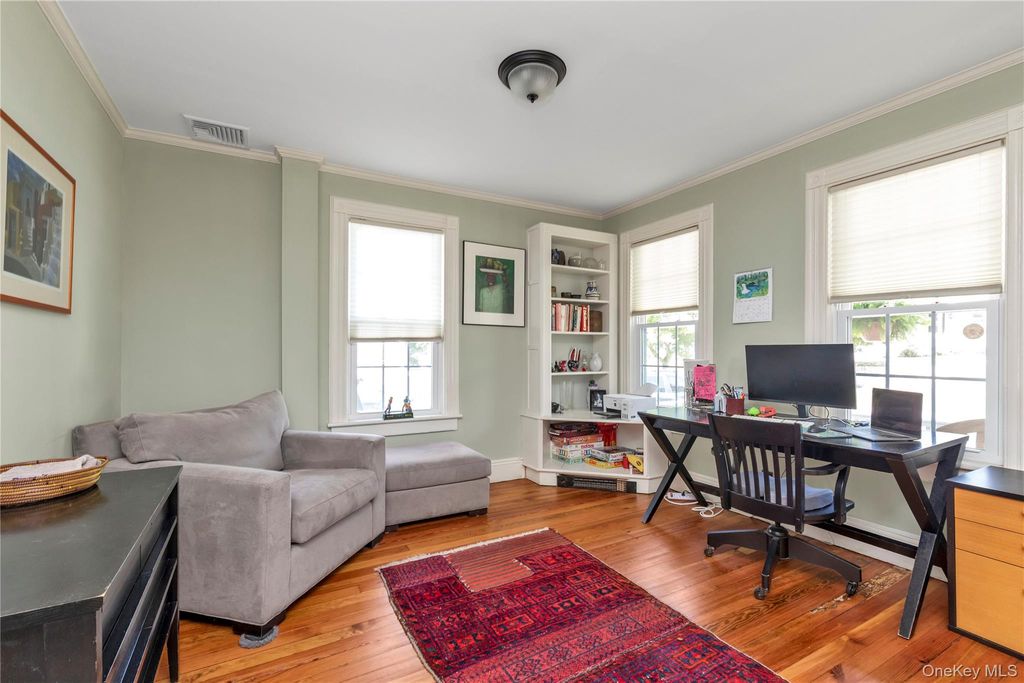 51 Tooker Avenue, Oyster Bay, NY 11771 — photo 3