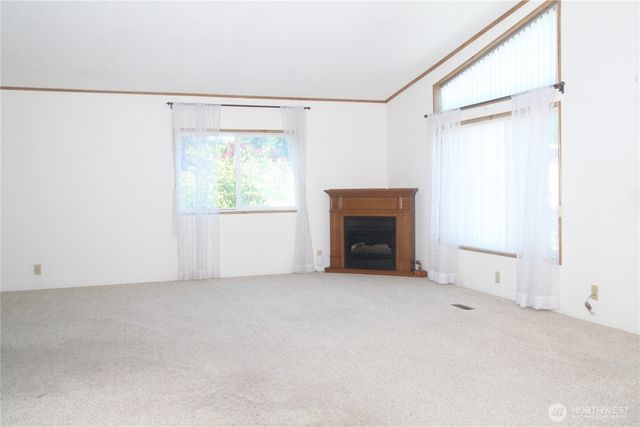 161 Sereno Circle Drive, Bremerton, WA 98312
