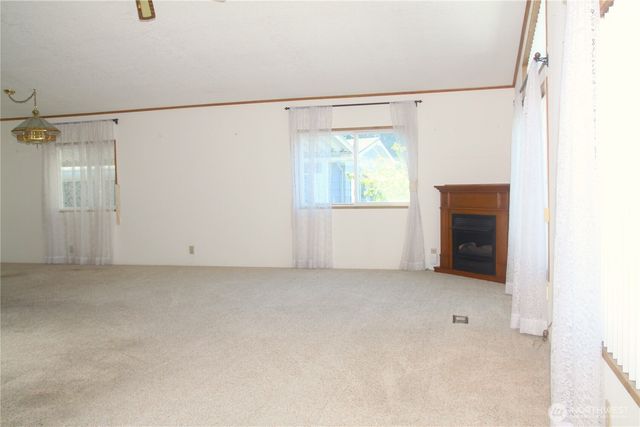 161 Sereno Circle Drive, Bremerton, WA 98312