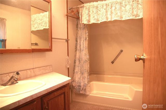 161 Sereno Circle Drive, Bremerton, WA 98312