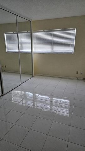 4042 NW 19th Street F411, Fort Lauderdale, FL 33313