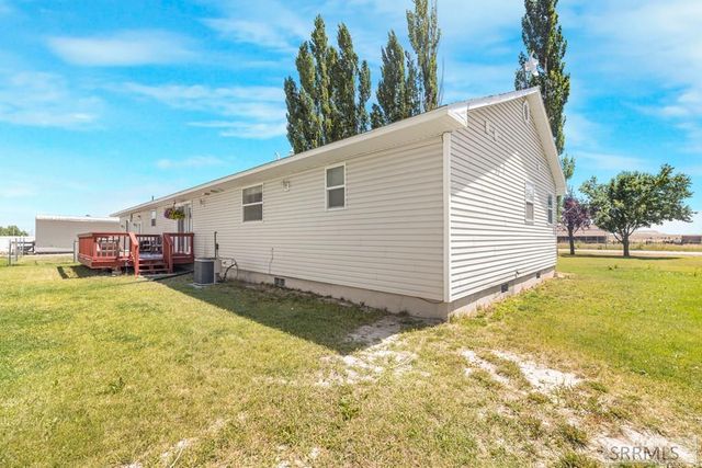 3443 E County Line Road, Idaho Falls, ID 83401