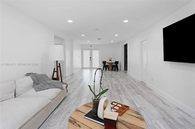 1611 Madison St, Hollywood, FL 33020