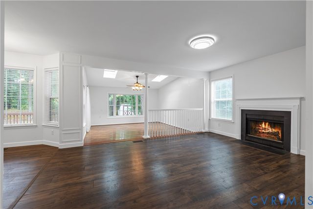 9404 Willow Ridge Dr, Glen Allen, VA 23060