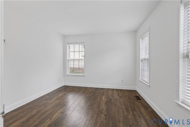 9404 Willow Ridge Dr, Glen Allen, VA 23060