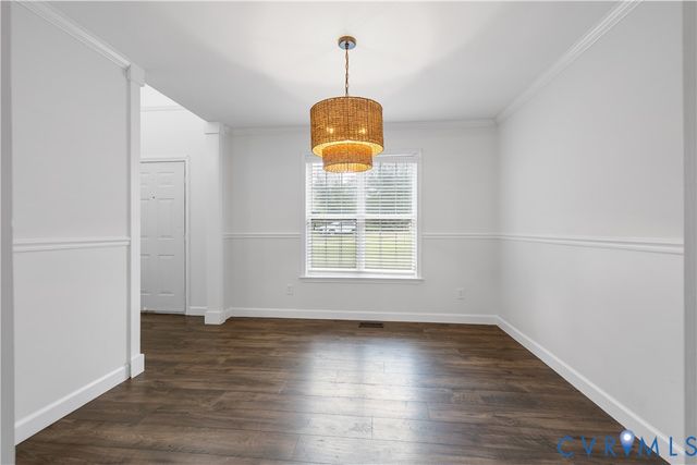 9404 Willow Ridge Dr, Glen Allen, VA 23060