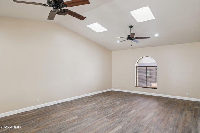 4662 W KINGS Avenue, Glendale, AZ 85306