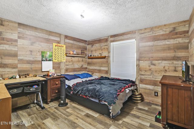 12118 Lantana Rd, Crossville, TN 38572