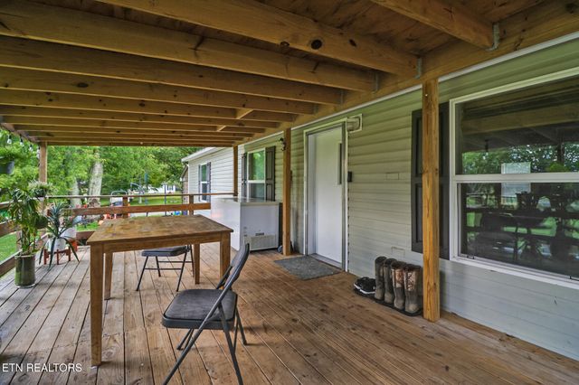 12118 Lantana Rd, Crossville, TN 38572