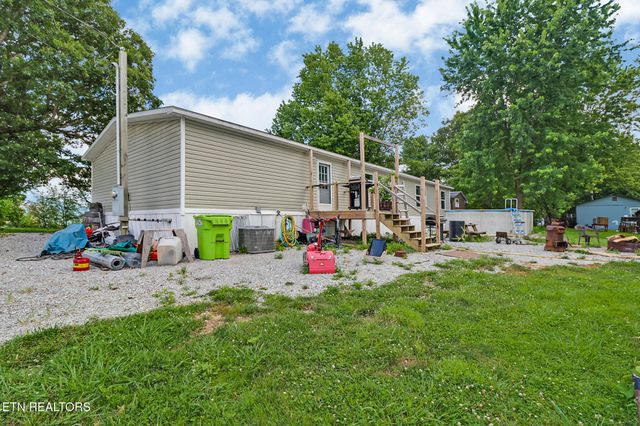 12118 Lantana Rd, Crossville, TN 38572