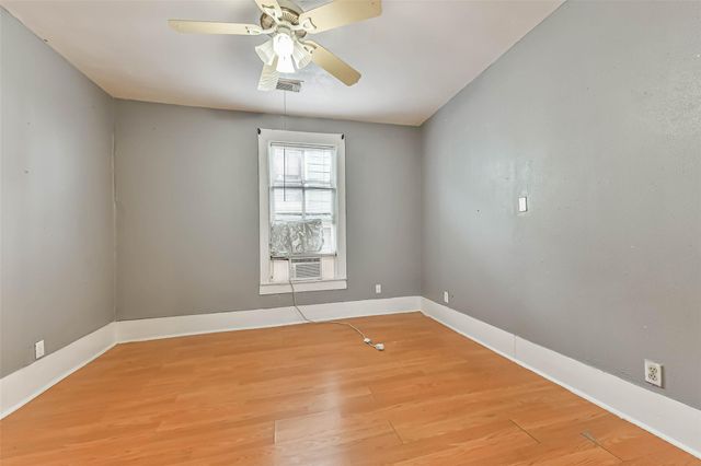 4016 Ursuline Street, Galveston, TX 77550