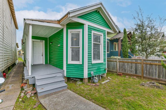 4016 Ursuline Street, Galveston, TX 77550