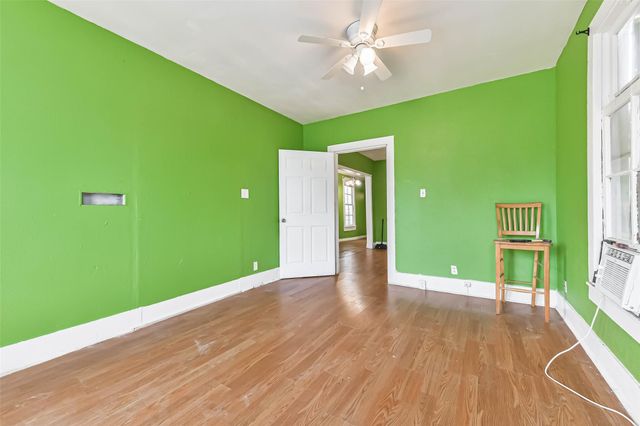 4016 Ursuline Street, Galveston, TX 77550