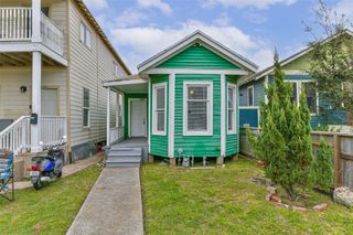 4016 Ursuline Street, Galveston, TX 77550