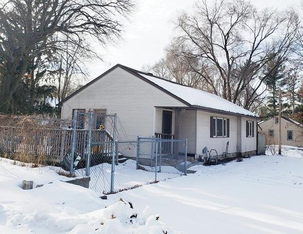 1800 131st Avenue NW, Coon Rapids, MN 55448