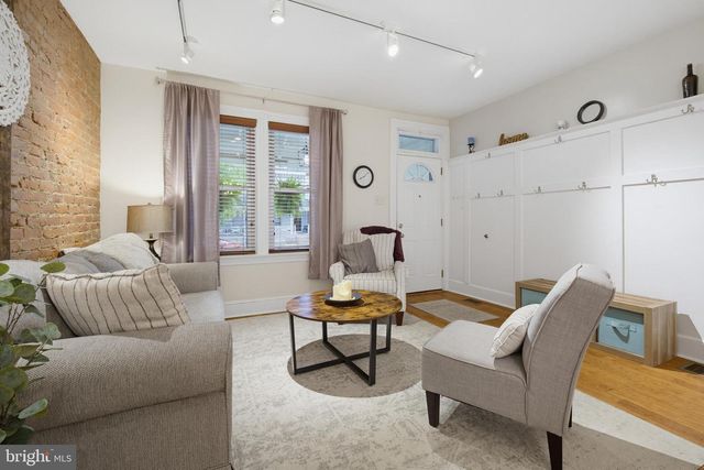 256 E ROSS ST, Lancaster, PA 17602