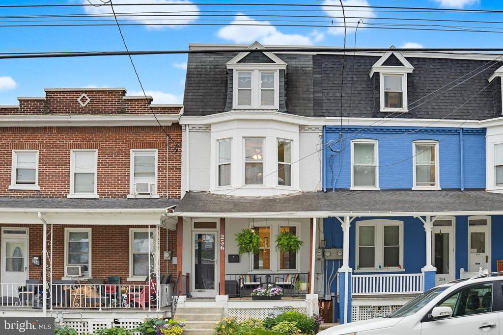 256 E ROSS ST, Lancaster, PA 17602