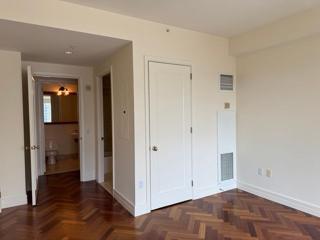 2 Avery St 19A, Boston, MA 02111