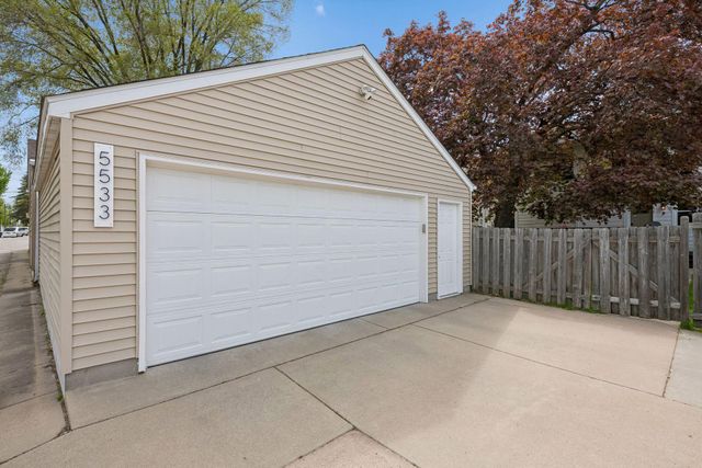 5533 Newton Avenue S, Minneapolis, MN 55419