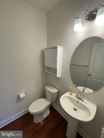 365 W BOULDER DR, Chalfont, PA 18914