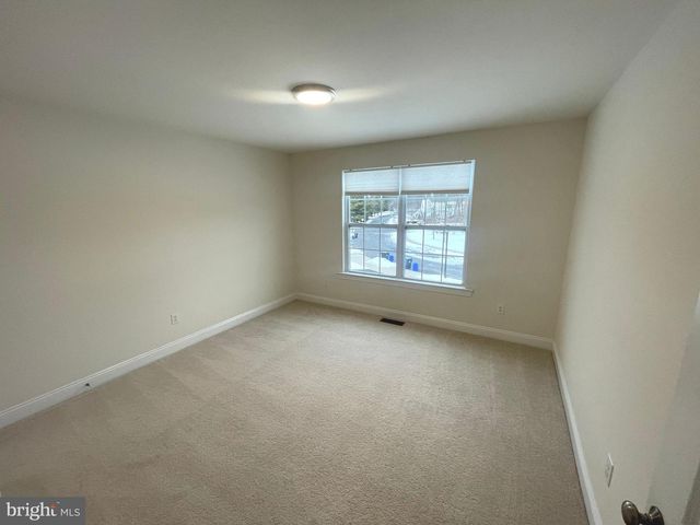 365 W BOULDER DR, Chalfont, PA 18914