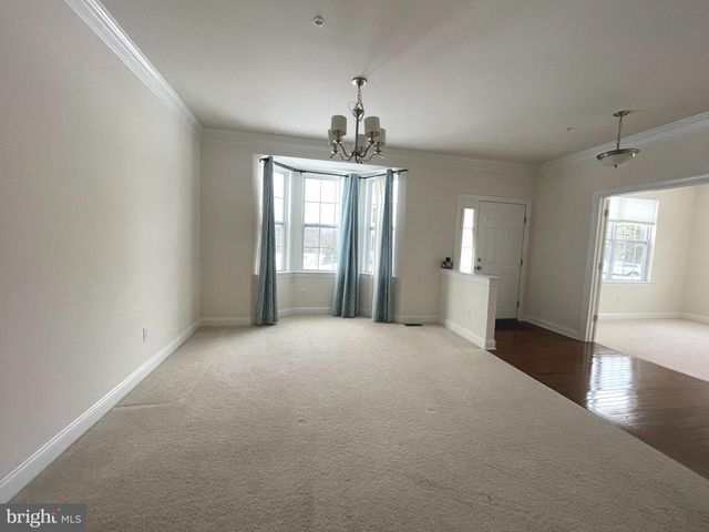 365 W BOULDER DR, Chalfont, PA 18914